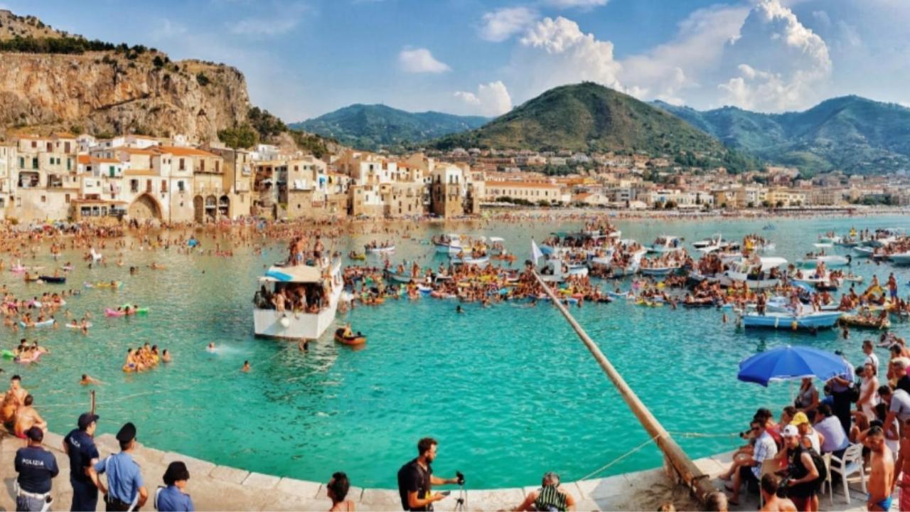 Holiday Homes カンポフェリーチェ・ディ・ロッチェッラ エクステリア 写真